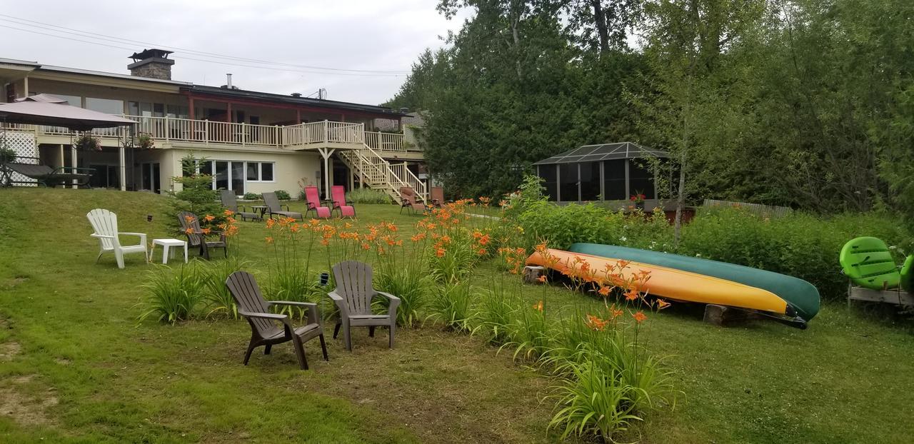 Auberge Aux Nuits De Reve Sainte-Agathe-des-Monts Exteriör bild